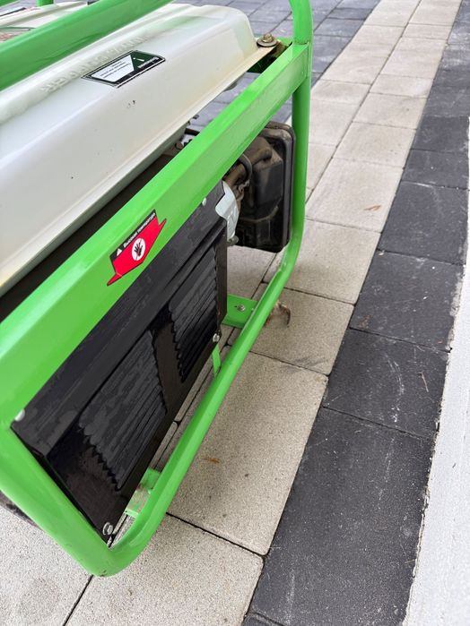 Продам Генератор Елпром ЕБГ 2500 (2,2 кВт)