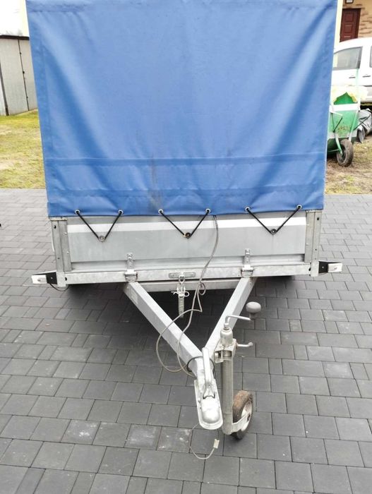 Przyczepka samochodowa z plandeką