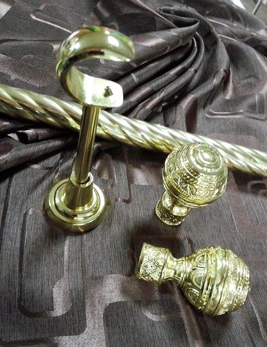 Ковані/металеві Карнизи