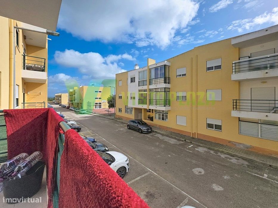 Apartamento T2 na Zona do Chinicato em Lagos, com Lugar de Garagem ...