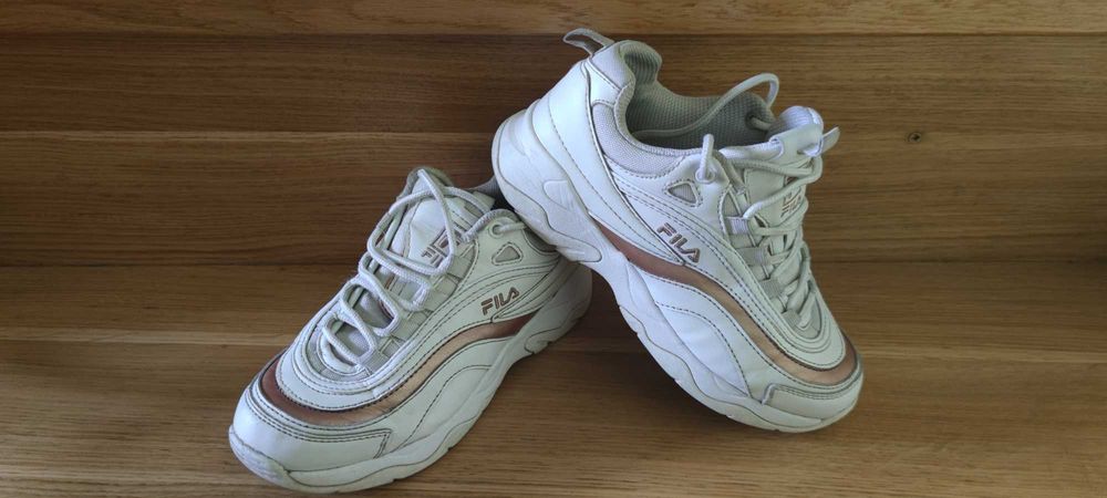Jak nowe Fila 35 buty sportowe adidasy dla dziewczynki