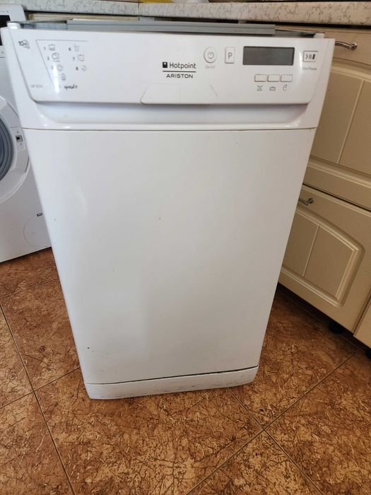 Посудомийка Hotpoint-Ariston LSF 835 EU/HA