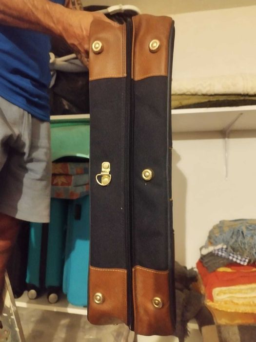 Porta-fatos SAMSONITE em ótimo estado