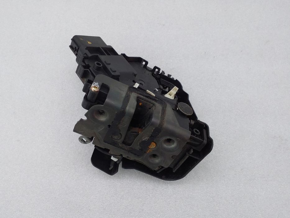 Fechadura / fecho porta frente direito FORD Focus II (DA_)