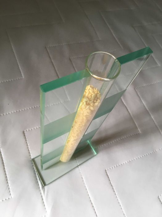 Peça decorativa de vidro