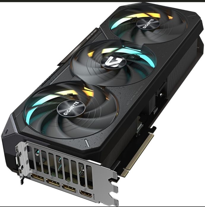 GIGABYTE GeForce RTX 5080 GAMING OC 16-Gb GDDR-7 (256 bit)