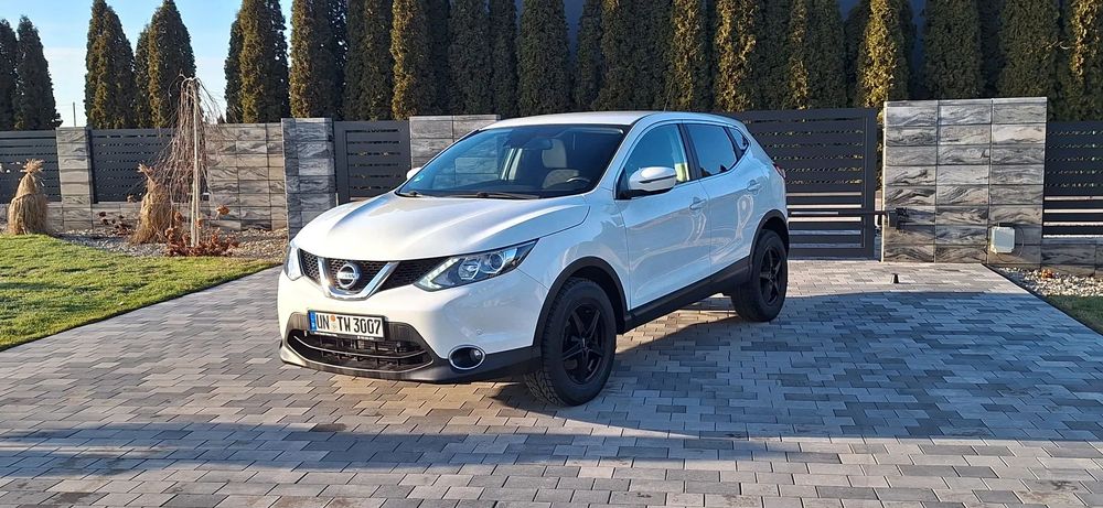 Nissan Qashqai Trzy stuki w ofercie
