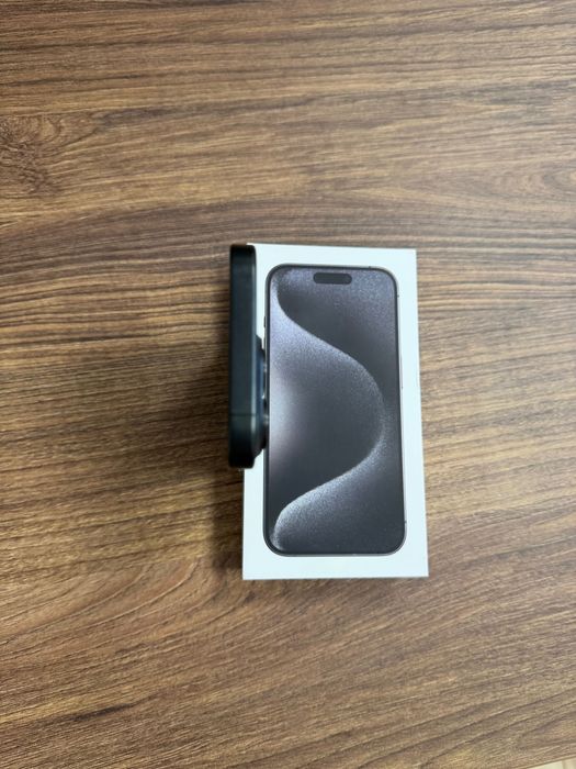 iPhone 15 pro 128GB. Używany - Stan bdb + dodatki.