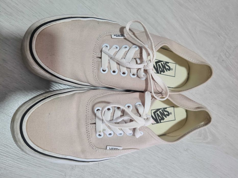 Sapato homem Vans tamanho 42 creme