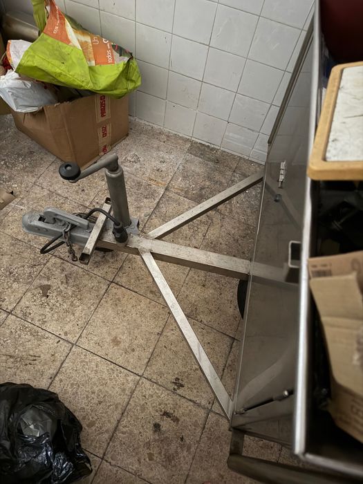Carro de venda ambulante com reboque e avançado