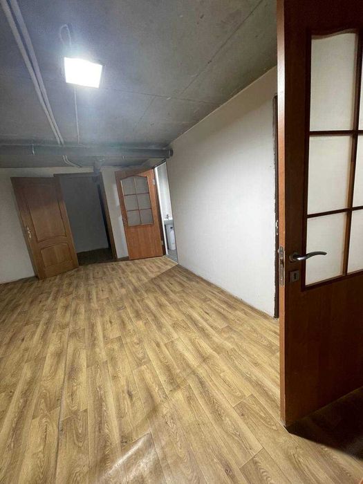 Інвестиційний об'єкт 379,6 м², частково з орендарями, без комісії - View 6