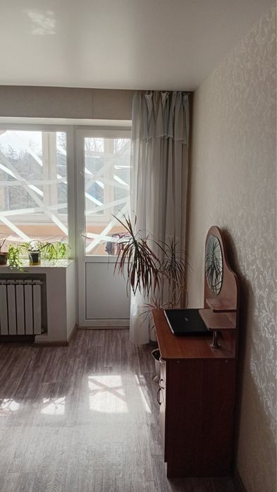 Продам 1 кімнатну квартиру!