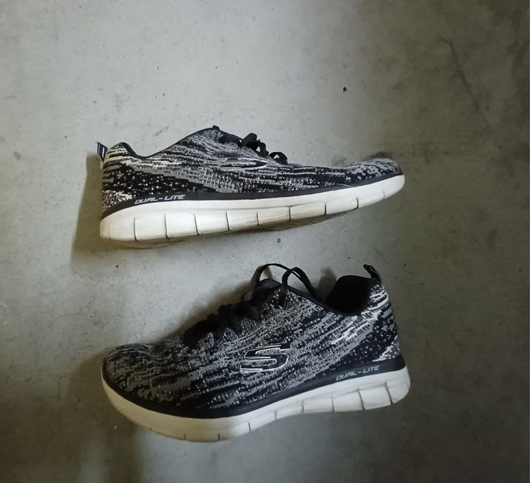 Sapatilhas skechers como novas