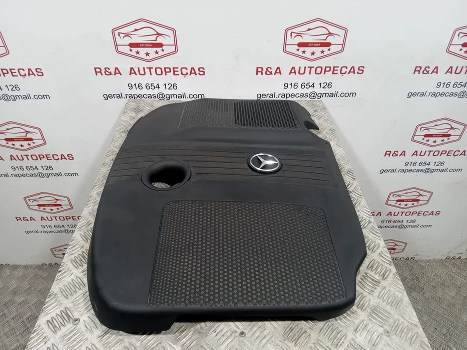 Tampa de Motor Mercedes Original