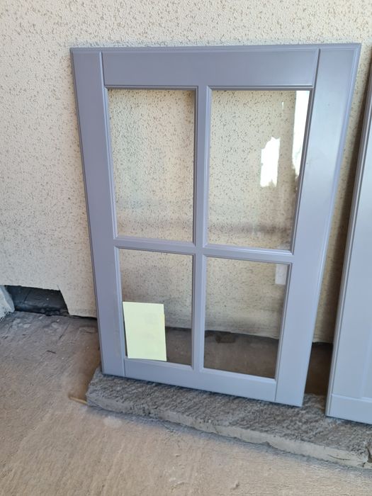 BODBYN szary i szuflada pełne i przeszklone. 40x60