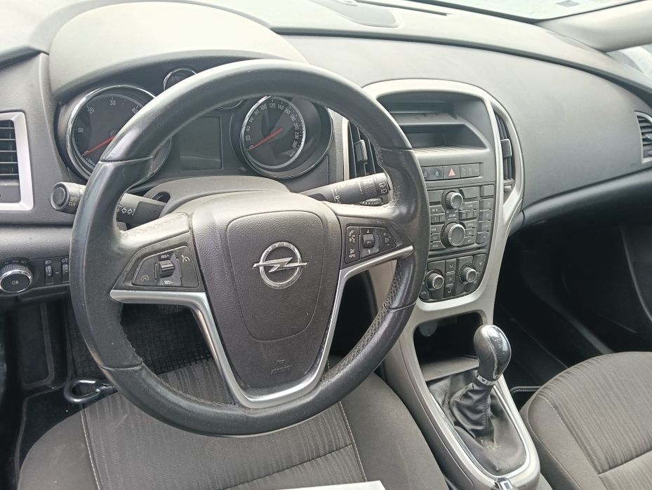 Opel Astra J SW Caravan 2009/2010/2011/2012/2013/2014/2015 todas PEÇAS