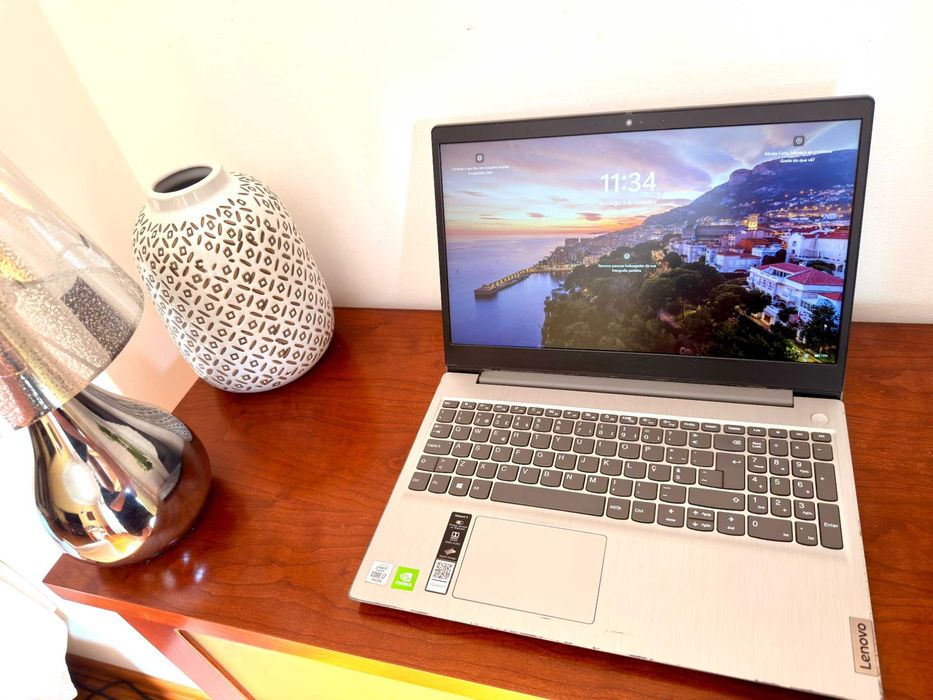 Lenovo IdeaPad 3-15IML05|i7-10510u|20Gb Ram|Ssd 512Gb|Geforce MX330|