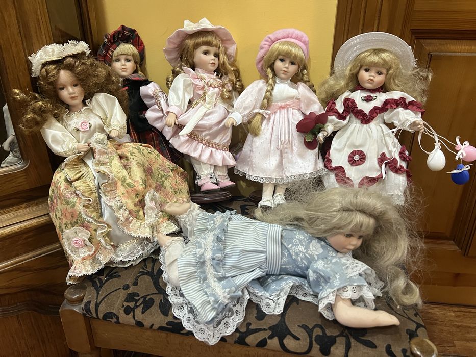 Фарфорові ляльки