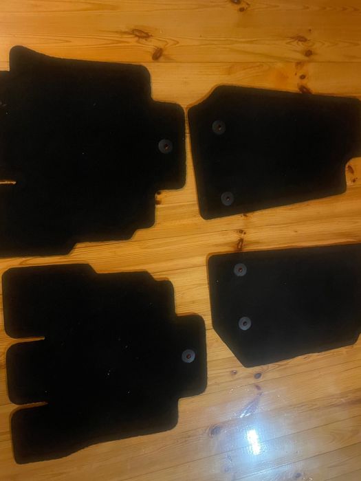 Jeep Wrangler chodniki-maty 2014-18 r