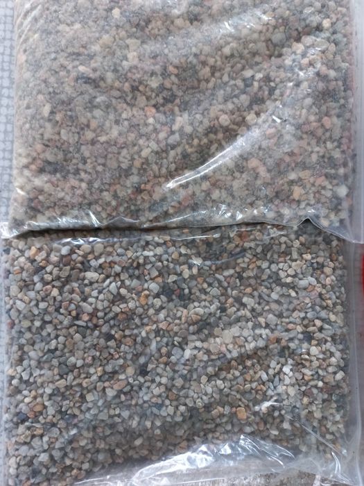 Żwirek, kamyczki, mech do lasu w szkle