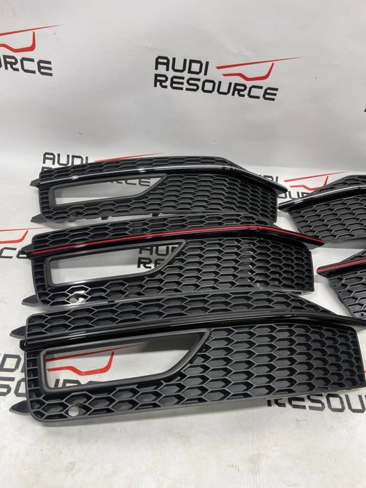 Решетка бампера решітка противотуманки Audi A4 B8 S-line  12-16