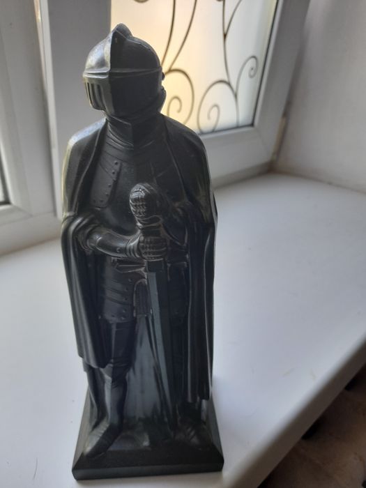 Статуэтка воин металл.,голуби,будда