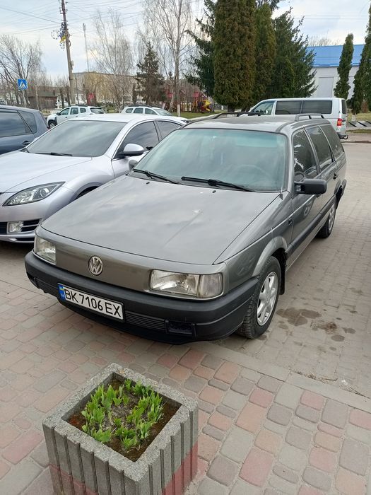 Продам passat b3 1.6 г/б