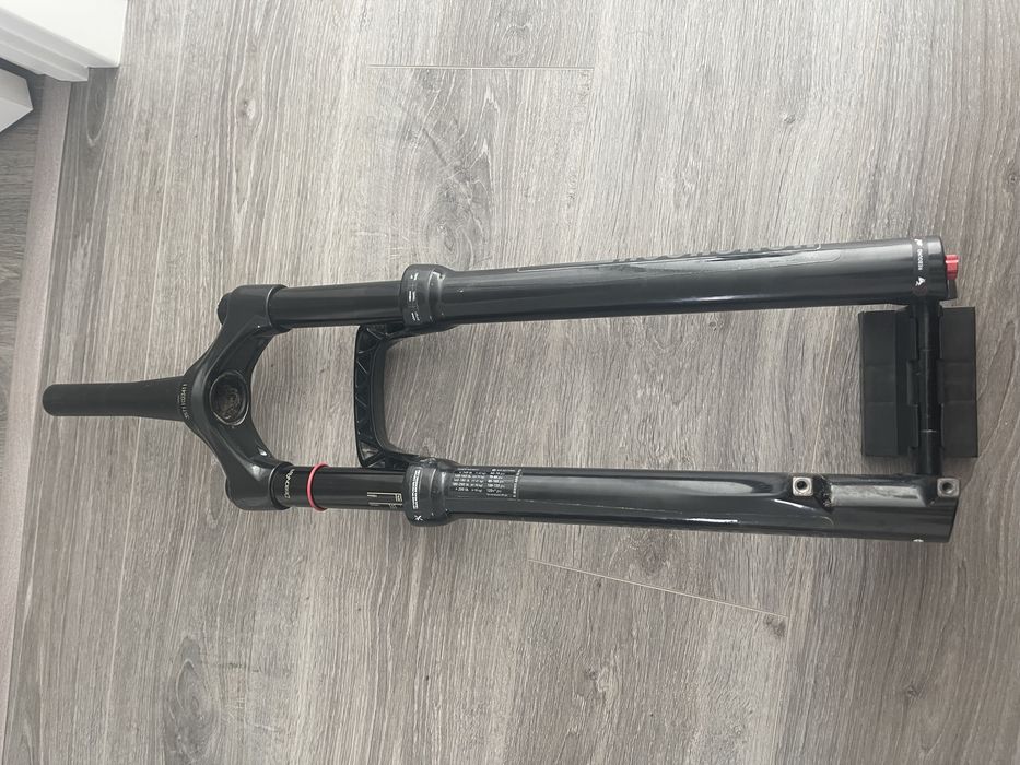 Suspensão rockshox recon 29 100mm