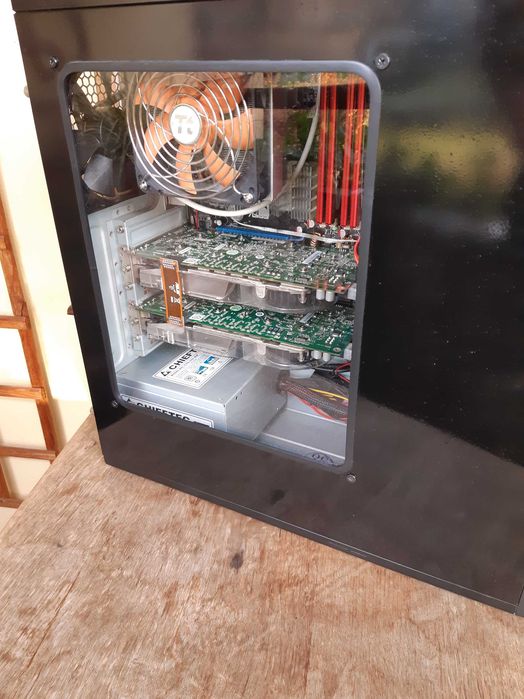 Solidny komputer do gier "retro" Win XP/Vista - QX6700 + Quadro SLI