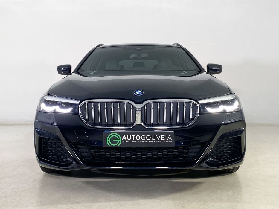 BMW 530 e Pack Desportivo M