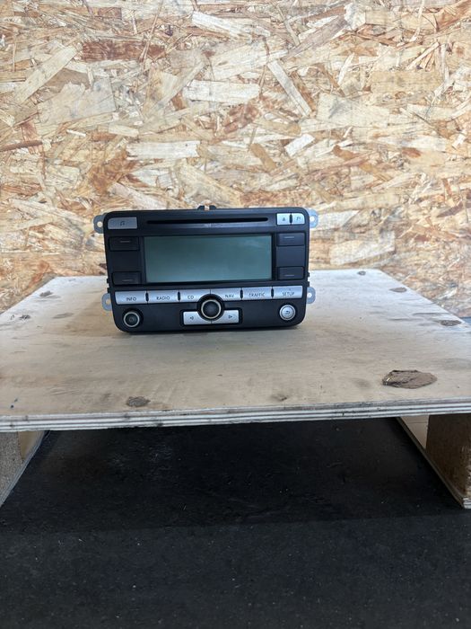 Rádio Golf V 1KO 035 191 D