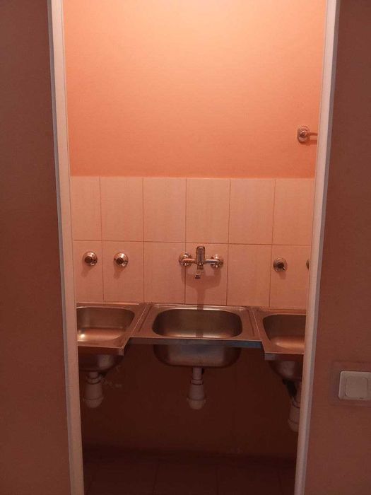 Продам помещение под бизнес на ул. Высоцкого