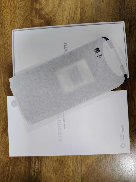 Xiaomi 15T 5G Dual SIM 12GB/256GB Preto - Fatura 23-06-2026