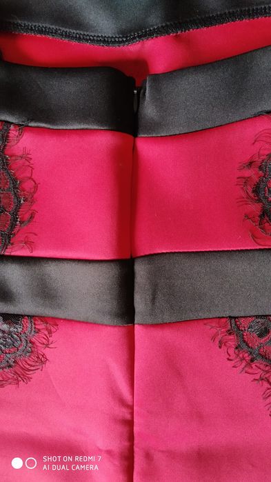 Жіноча сукня в гарному стані