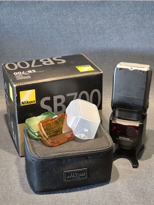 Nikon Flash SB700