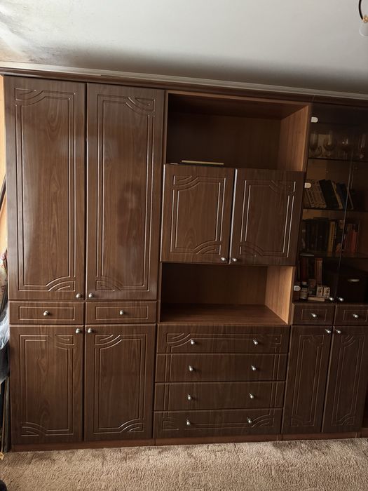 Продам меблеву стінку 280/230/45см