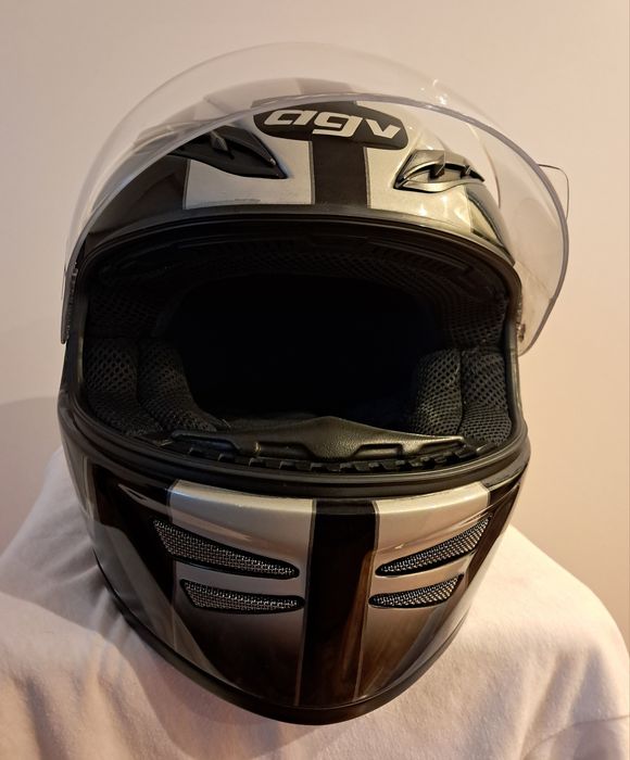 Capacete AGV S-4