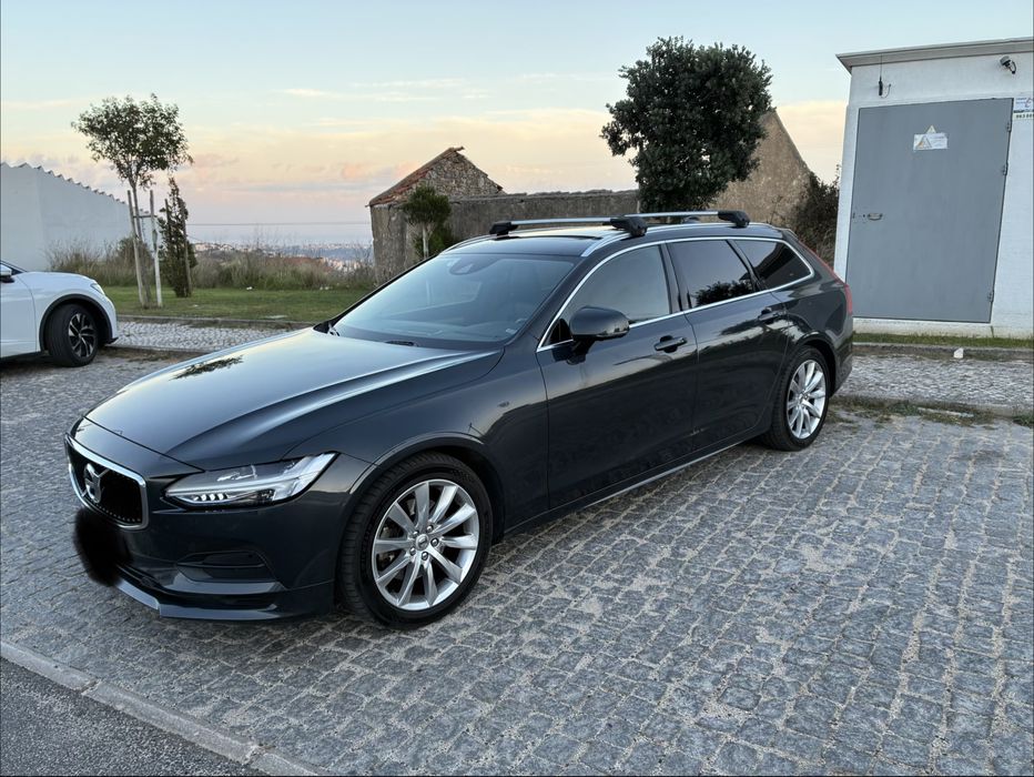 Volvo V90 2.0 D4 Momentum Plus (190 cv) – 11/2019 – 85.000 km