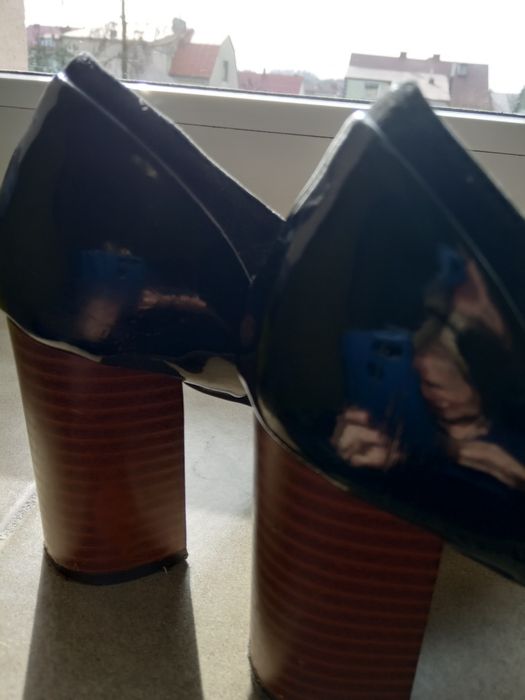 Buty na klocku 35 - 36 dł wkł 23.5