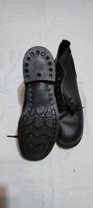 Ботинки рабочие кожаные 46р.