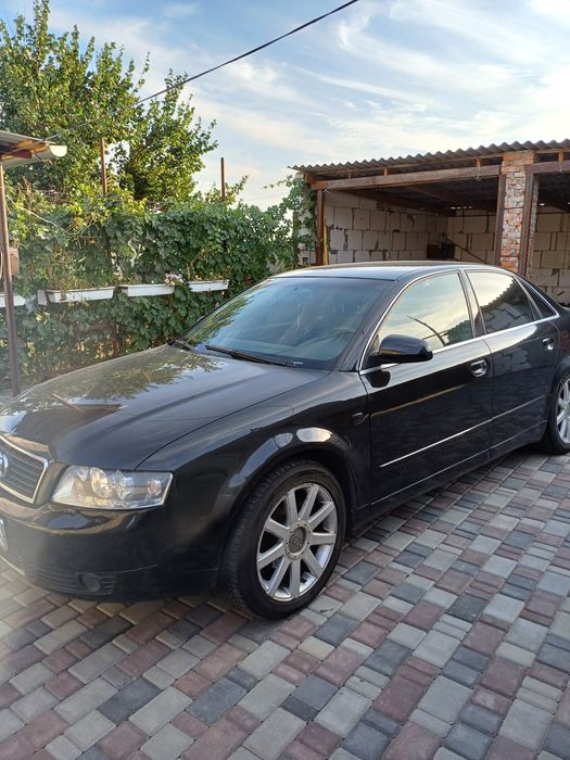 Автомобіль Ауді А4 В6