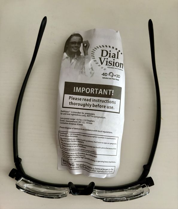 2 Óculos Dial Vision - Ajustáveis para Visão à Distância e de Perto