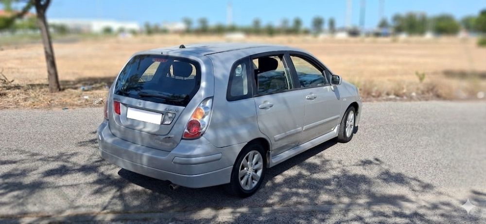 Suzuki Liana 1.3 de 90 cv