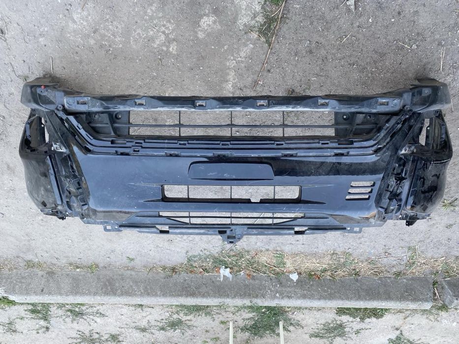 Продам бампера на Mitsubishi Outlender