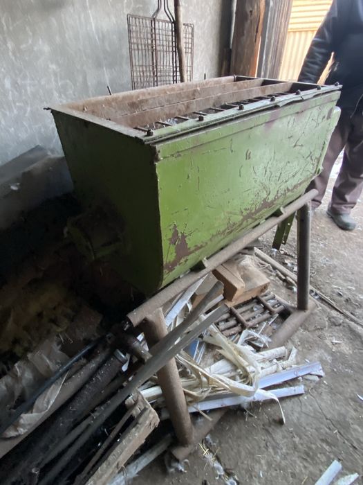 Подрібнювач кормів