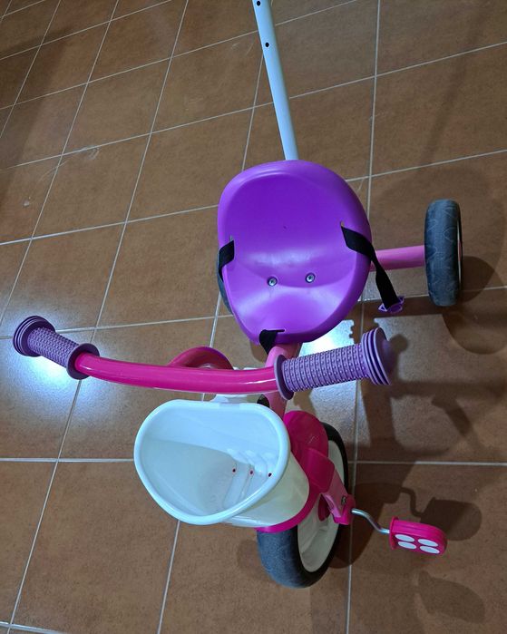 Triciclo Chicco para Menina
