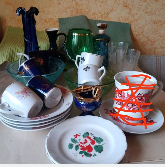 Кухонна утварь,посуд