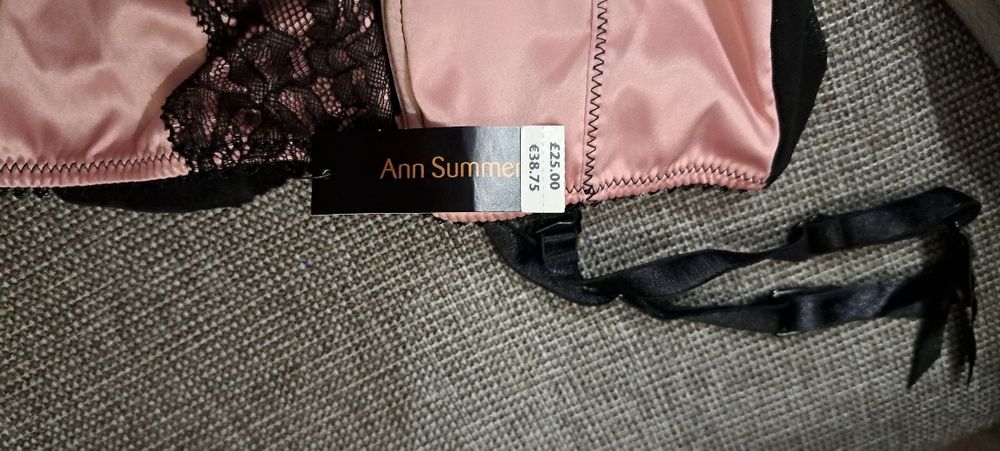 Ann Summers pas do pończoch 38-40