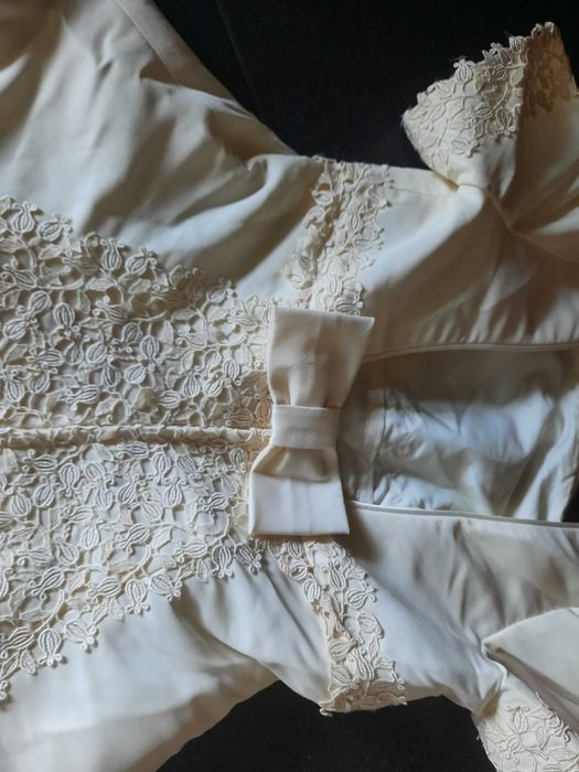 Vestido de Noiva com Bordado Inglês