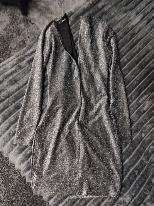 Красивое вечернее платье